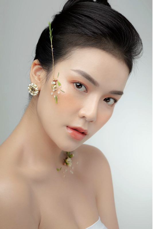 Les Secrets de Beauté Asiatiques : Le Gommage Visage à la Poudre de Riz